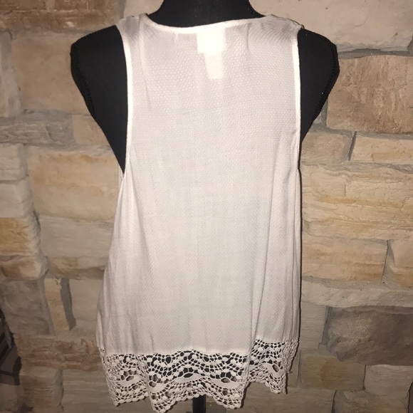 Buckle daytrip white sleeveless top Large - Picture 5 of 6